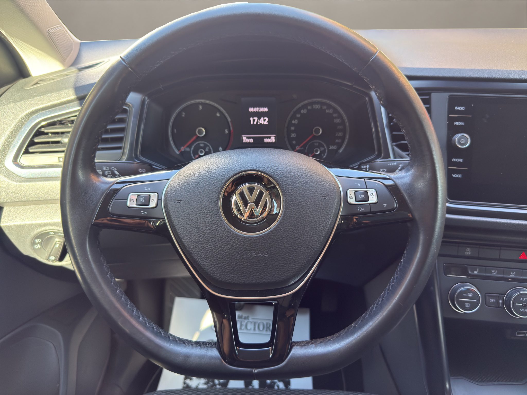 19.ACCESSORI VW t-roc DIESEL MANUALE